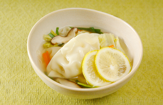 スープ餃子~塩レモン仕立て~